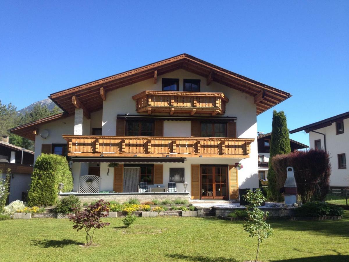 Schneehaus Chalet Ehrwald Eksteriør billede